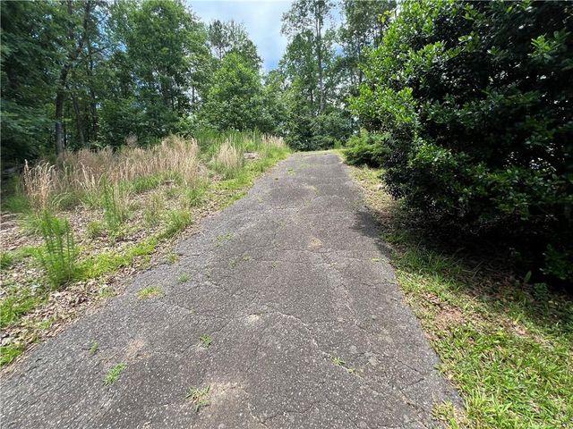 9135 Clearwater Road, Gainesville, GA 30506