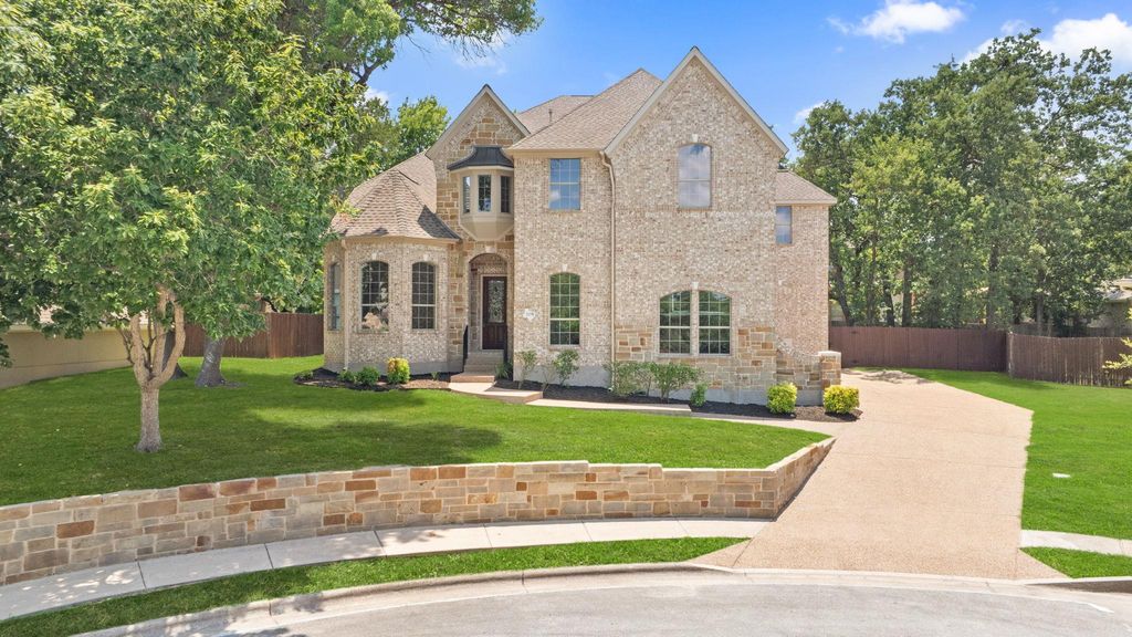 205 Crosswind CT, Cedar Park, TX 78613