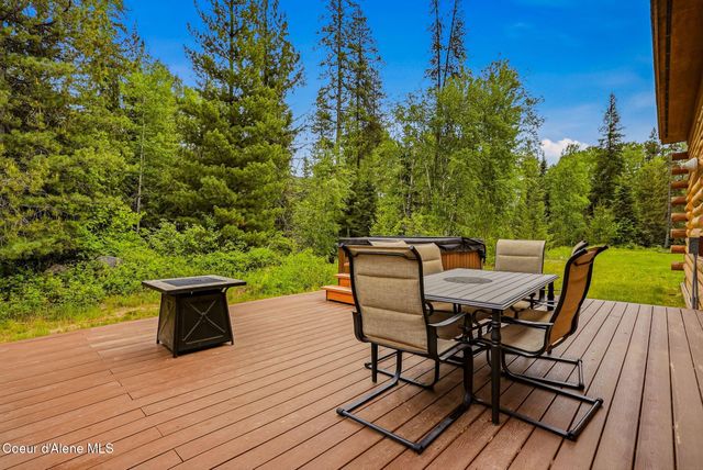7569 Upper Pack River Rd, Sandpoint, ID 83864