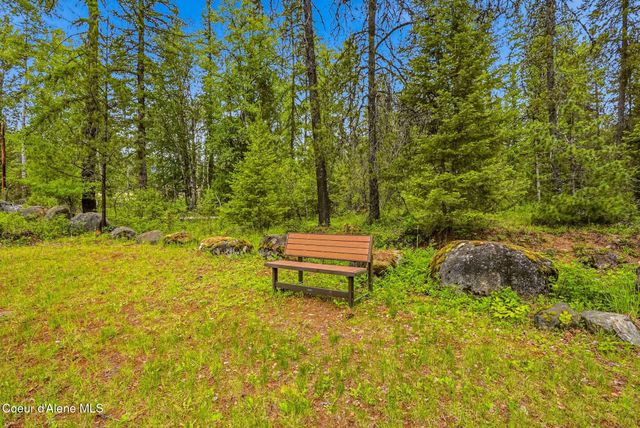 7569 Upper Pack River Rd, Sandpoint, ID 83864
