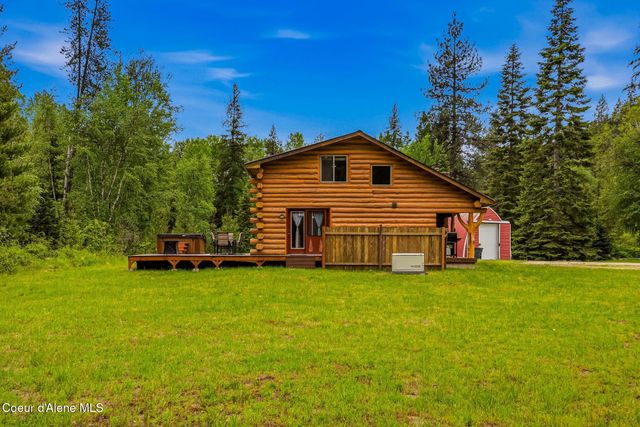 7569 Upper Pack River Rd, Sandpoint, ID 83864