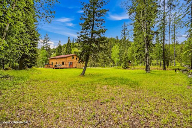 7569 Upper Pack River Rd, Sandpoint, ID 83864