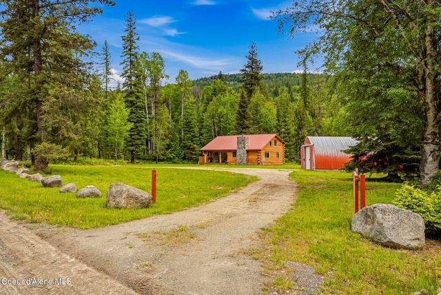 7569 Upper Pack River Rd, Sandpoint, ID 83864