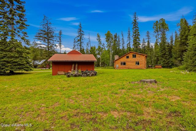 7569 Upper Pack River Rd, Sandpoint, ID 83864