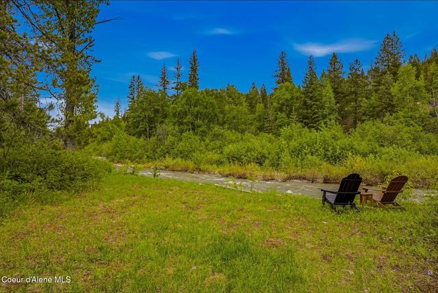 7569 Upper Pack River Rd, Sandpoint, ID 83864