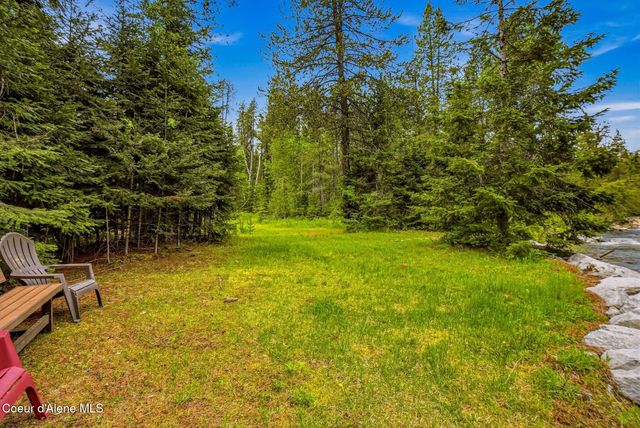 7569 Upper Pack River Rd, Sandpoint, ID 83864
