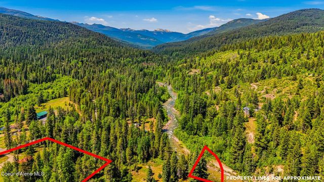 7569 Upper Pack River Rd, Sandpoint, ID 83864