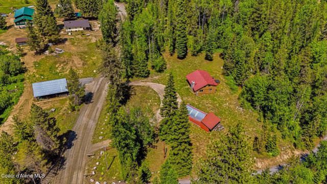 7569 Upper Pack River Rd, Sandpoint, ID 83864