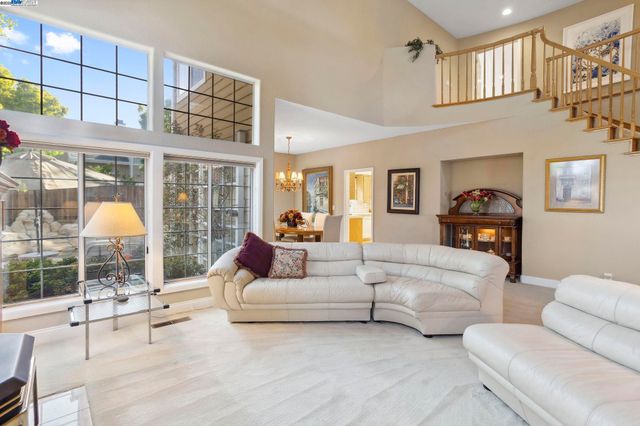 304 AVONDALE LANE, Livermore, CA 94551