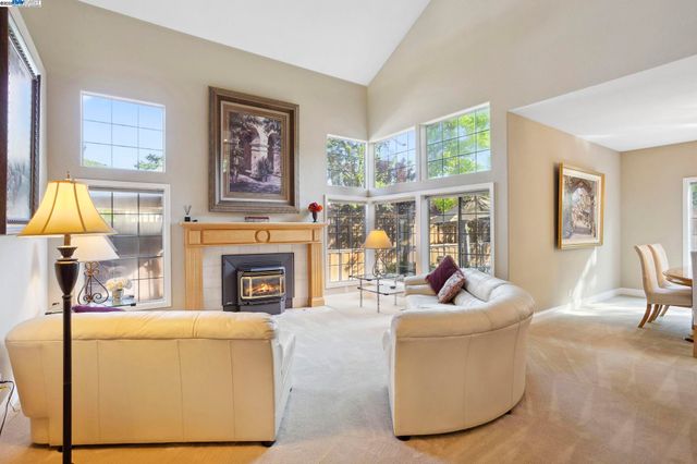 304 AVONDALE LANE, Livermore, CA 94551