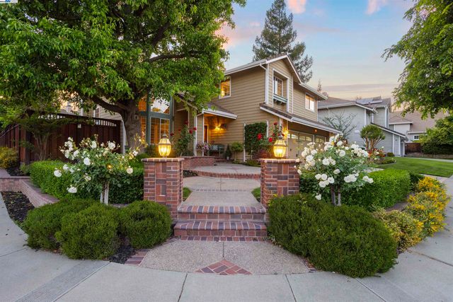 304 AVONDALE LANE, Livermore, CA 94551
