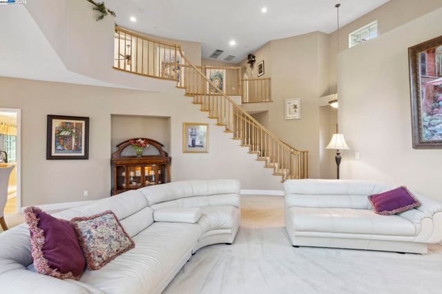 304 AVONDALE LANE, Livermore, CA 94551