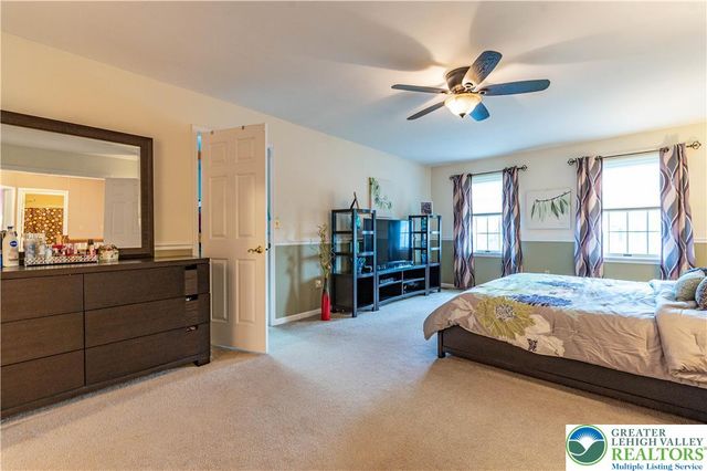 4035 Ross Road, Bethlehem Twp, PA 18020