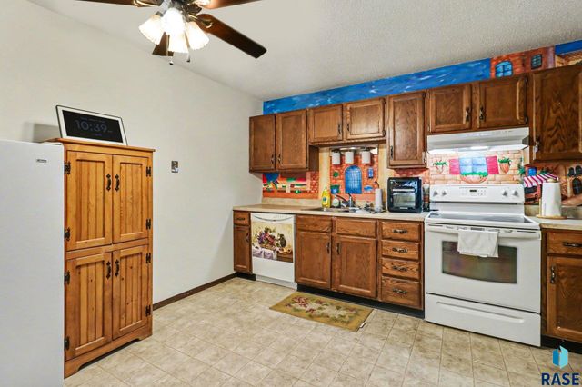 3704 Terry Ave Avenue 103, Sioux Falls, SD 57106