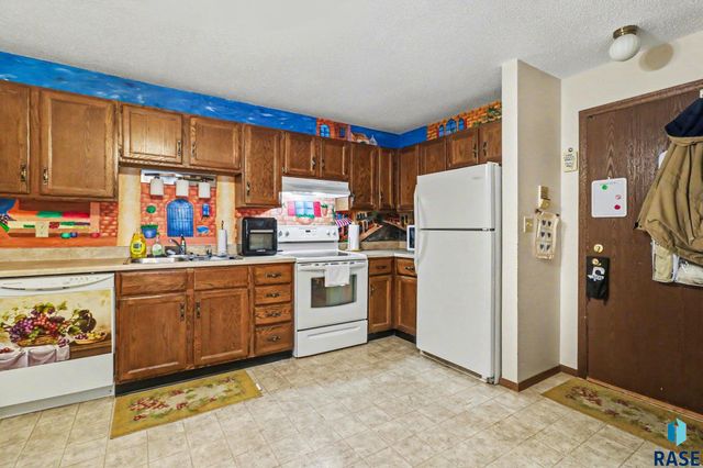 3704 Terry Ave Avenue 103, Sioux Falls, SD 57106