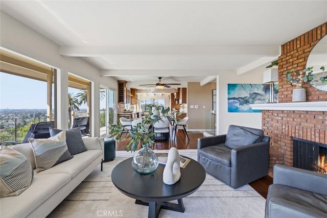 11385 La Vereda, North Tustin, CA 92705