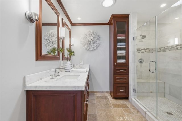 11385 La Vereda, North Tustin, CA 92705