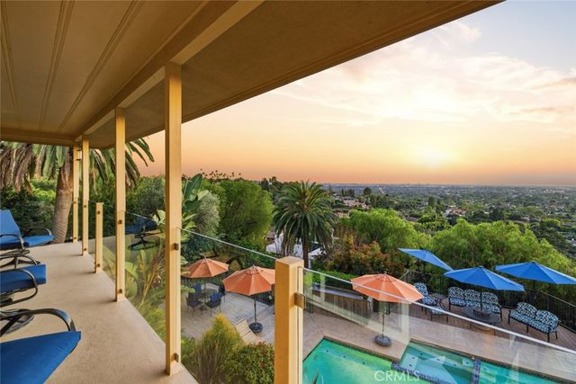 11385 La Vereda, North Tustin, CA 92705