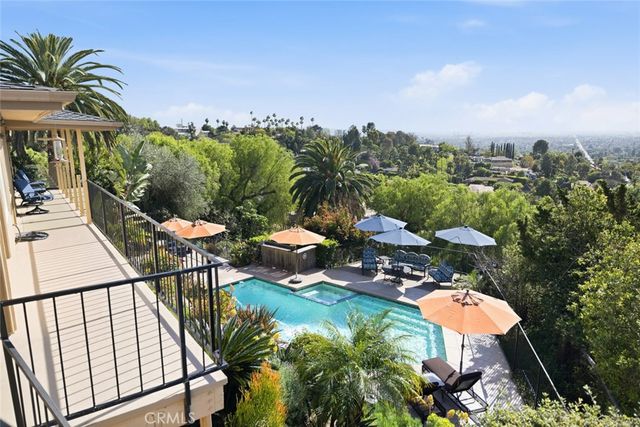 11385 La Vereda, North Tustin, CA 92705