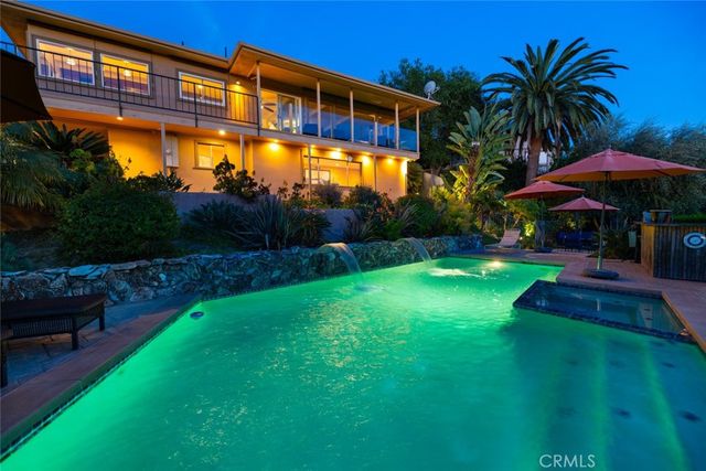 11385 La Vereda, North Tustin, CA 92705