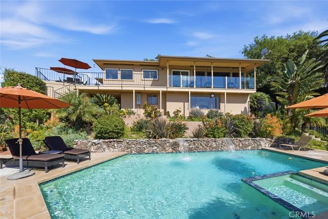 11385 La Vereda, North Tustin, CA 92705