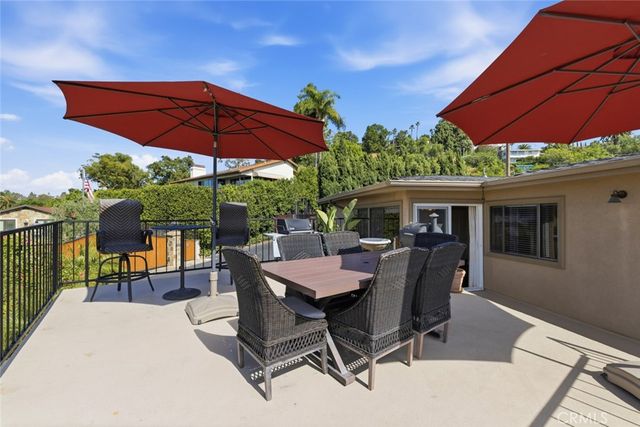 11385 La Vereda, North Tustin, CA 92705