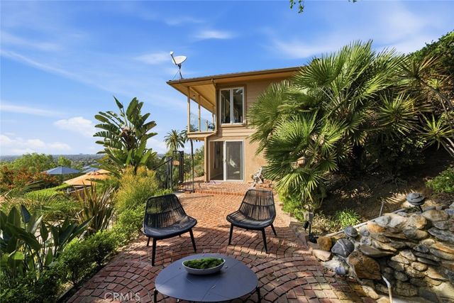 11385 La Vereda, North Tustin, CA 92705