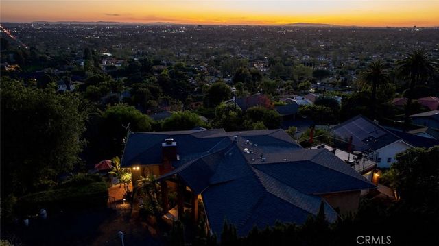 11385 La Vereda, North Tustin, CA 92705