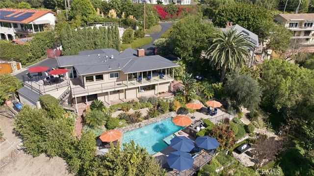 11385 La Vereda, North Tustin, CA 92705