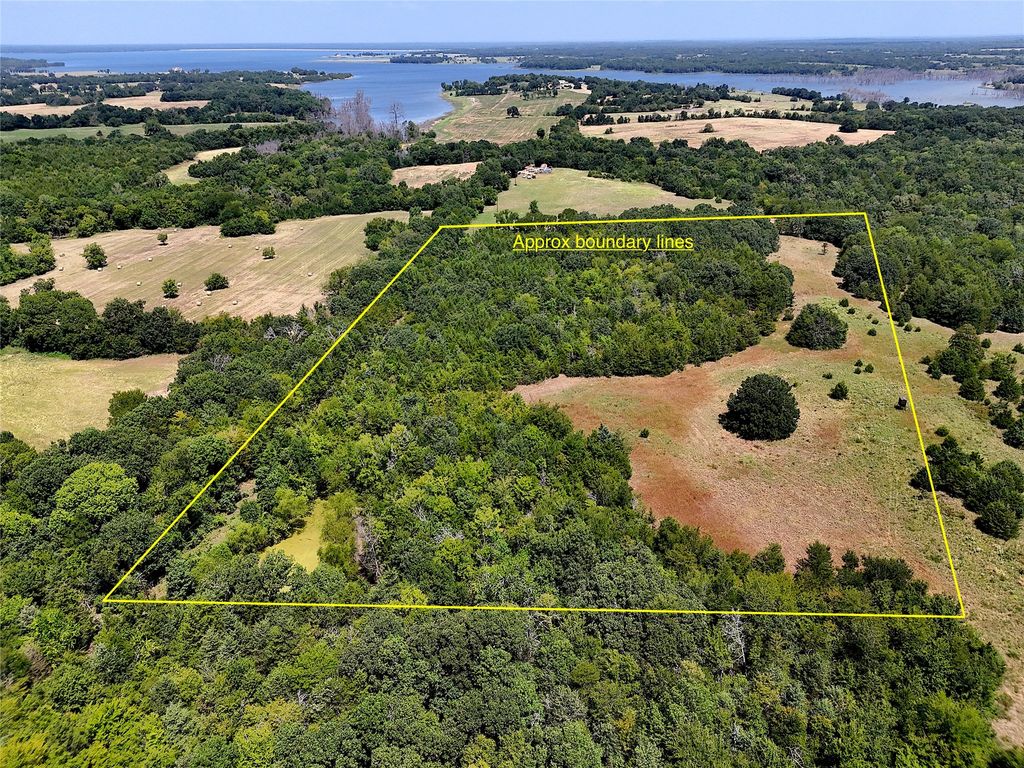 1600 CR 2765, Honey Grove, TX 75446