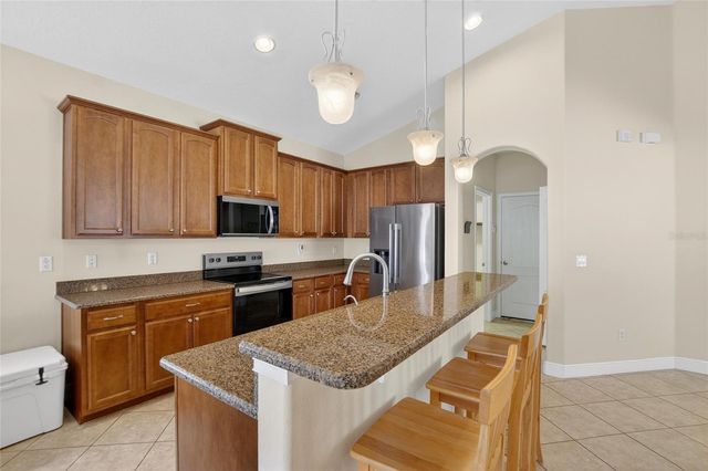 6510 S HIMES AVENUE, Tampa, FL 33611