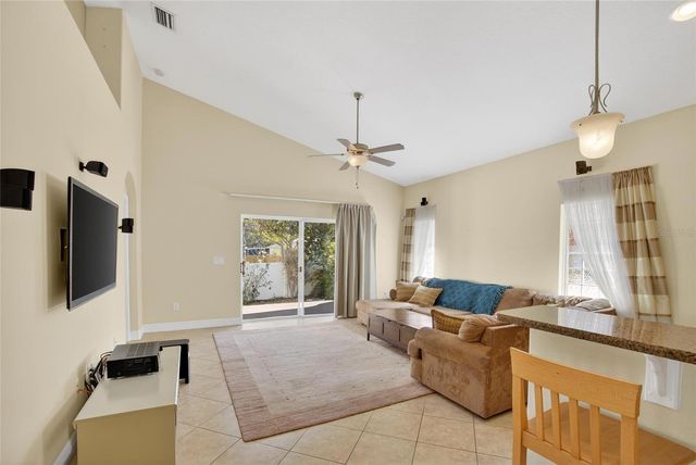 6510 S HIMES AVENUE, Tampa, FL 33611