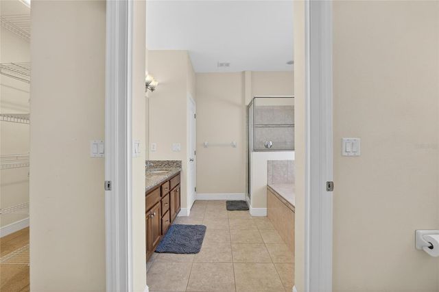 6510 S HIMES AVENUE, Tampa, FL 33611