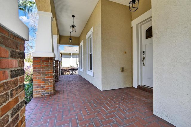 6510 S HIMES AVENUE, Tampa, FL 33611