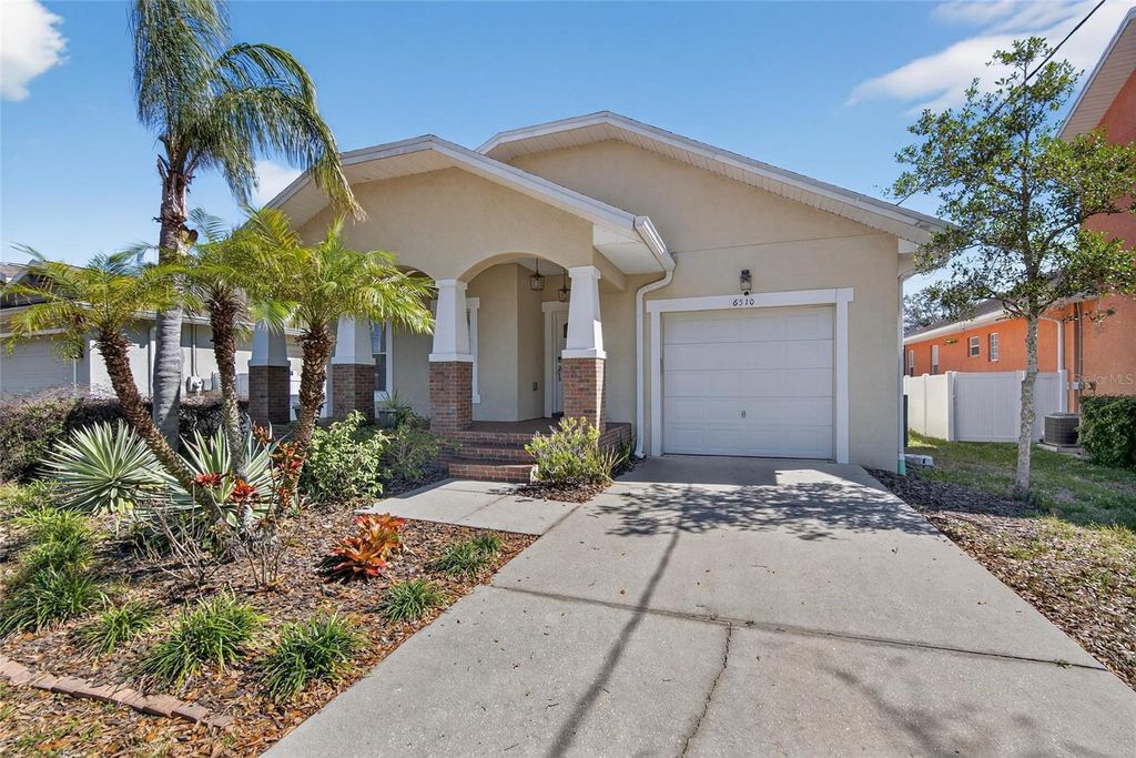 6510 S HIMES AVENUE, Tampa, FL 33611
