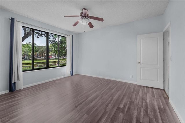 10538 NW 10th Street, Plantation, FL 33322