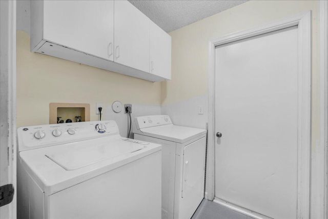 10538 NW 10th Street, Plantation, FL 33322