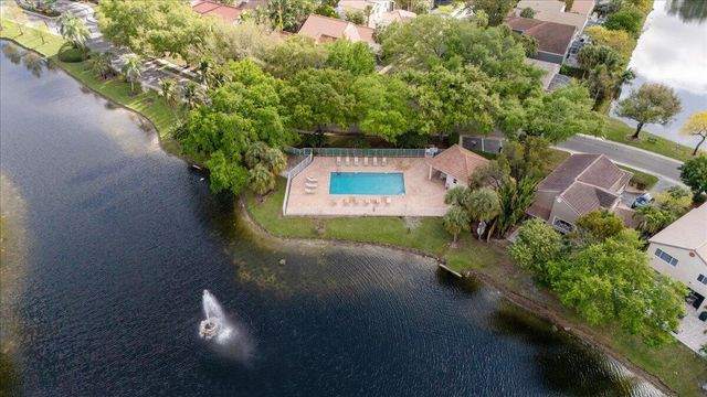 10538 NW 10th Street, Plantation, FL 33322