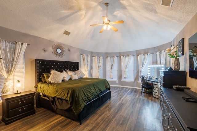 5106 Saint Charles Drive, Rowlett, TX 75088