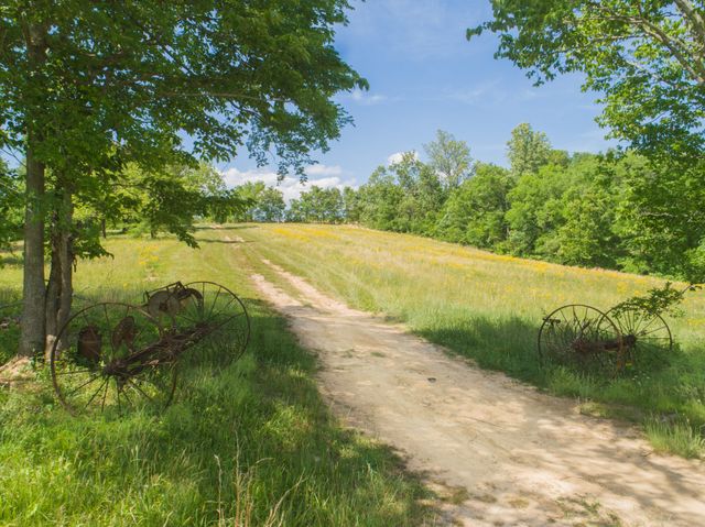 1125 Rose Hill Rd, Pulaski, TN 38478