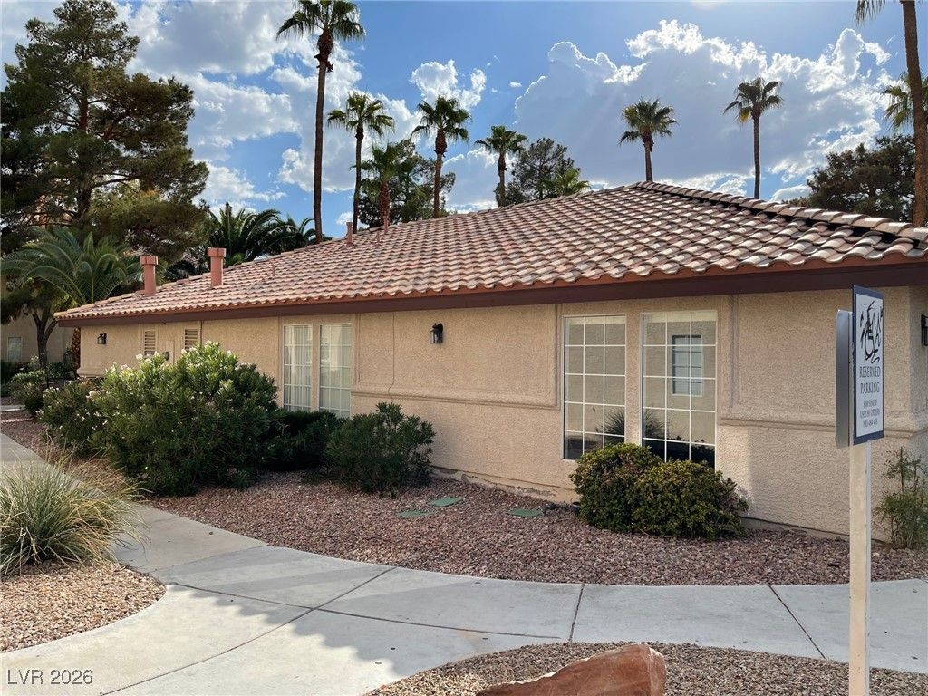 Image 23 of property listing at 6500 West Lake Mead Boulevard 219, Las Vegas, NV 89108
