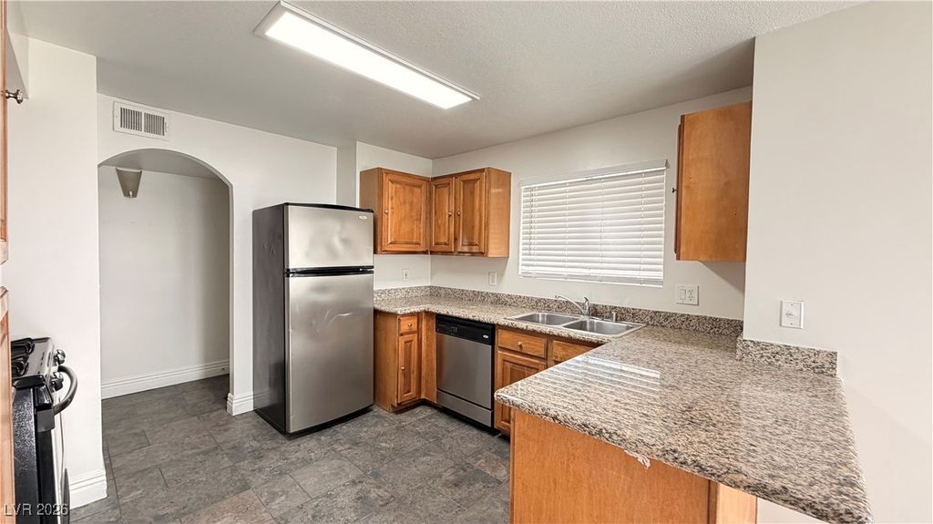 Image 5 of property listing at 6500 West Lake Mead Boulevard 219, Las Vegas, NV 89108