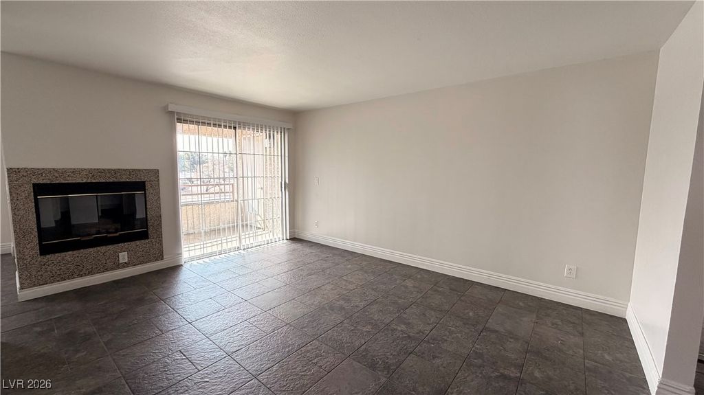 Image 9 of property listing at 6500 West Lake Mead Boulevard 219, Las Vegas, NV 89108