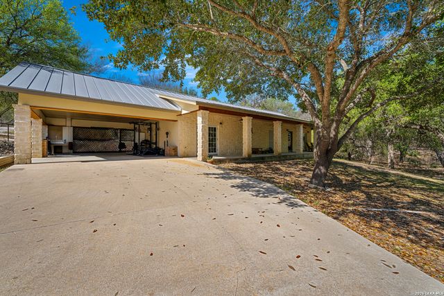 1312 Alsace, Castroville, TX 78009