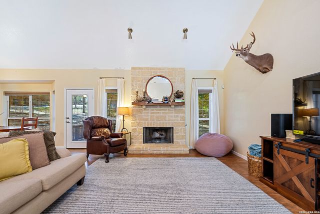 1312 Alsace, Castroville, TX 78009