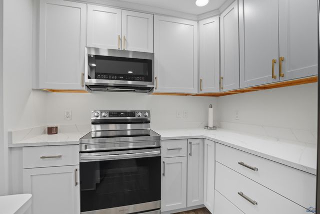 1148 PARKWOOD, Rapid City, SD 57701