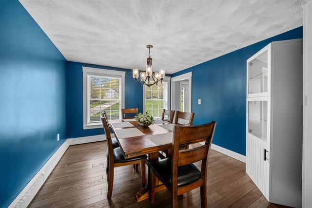 5 Treaty Court, Sandown, NH 03873