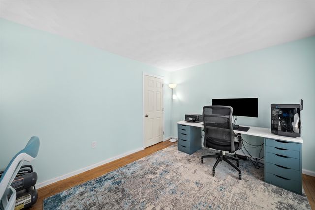5 Treaty Court, Sandown, NH 03873