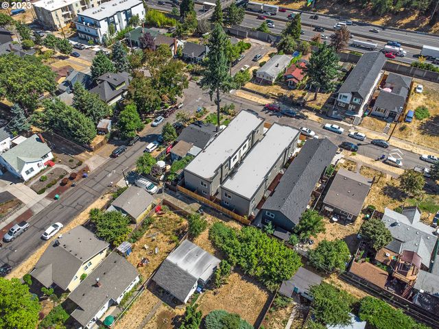 6841 N MONTANA Ave, Portland, OR 97217