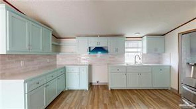 613 E Loop 19th Street, Weslaco, TX 78596